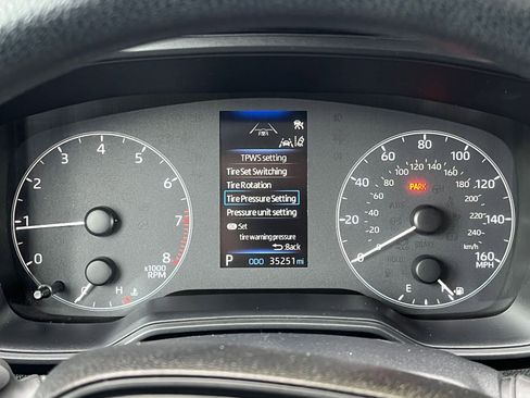 Used 2025 Toyota Corolla LE image 36