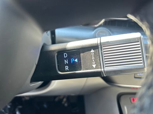 Used 2024 Hyundai Kona Limited AWD/4WD image 18