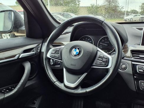 Used 2017 BMW X1 xDrive28i AWD/4WD image 17