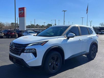 New 2026 Nissan Rogue SV w/ Cold Weather Package