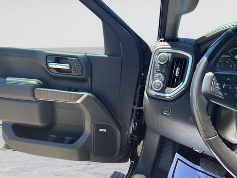 Used 2019 GMC Sierra 1500 Denali w/ Denali Ultimate Package AWD/4WD image 26