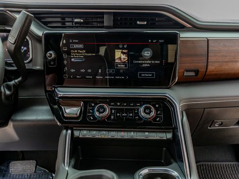 Used 2026 GMC Sierra 3500 Denali Ultimate image 24