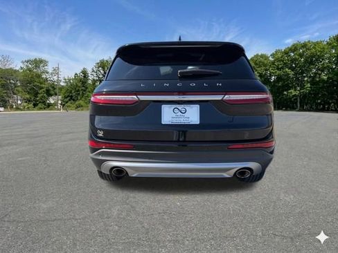 Used 2022 Lincoln Corsair AWD w/ Premium Package image 7