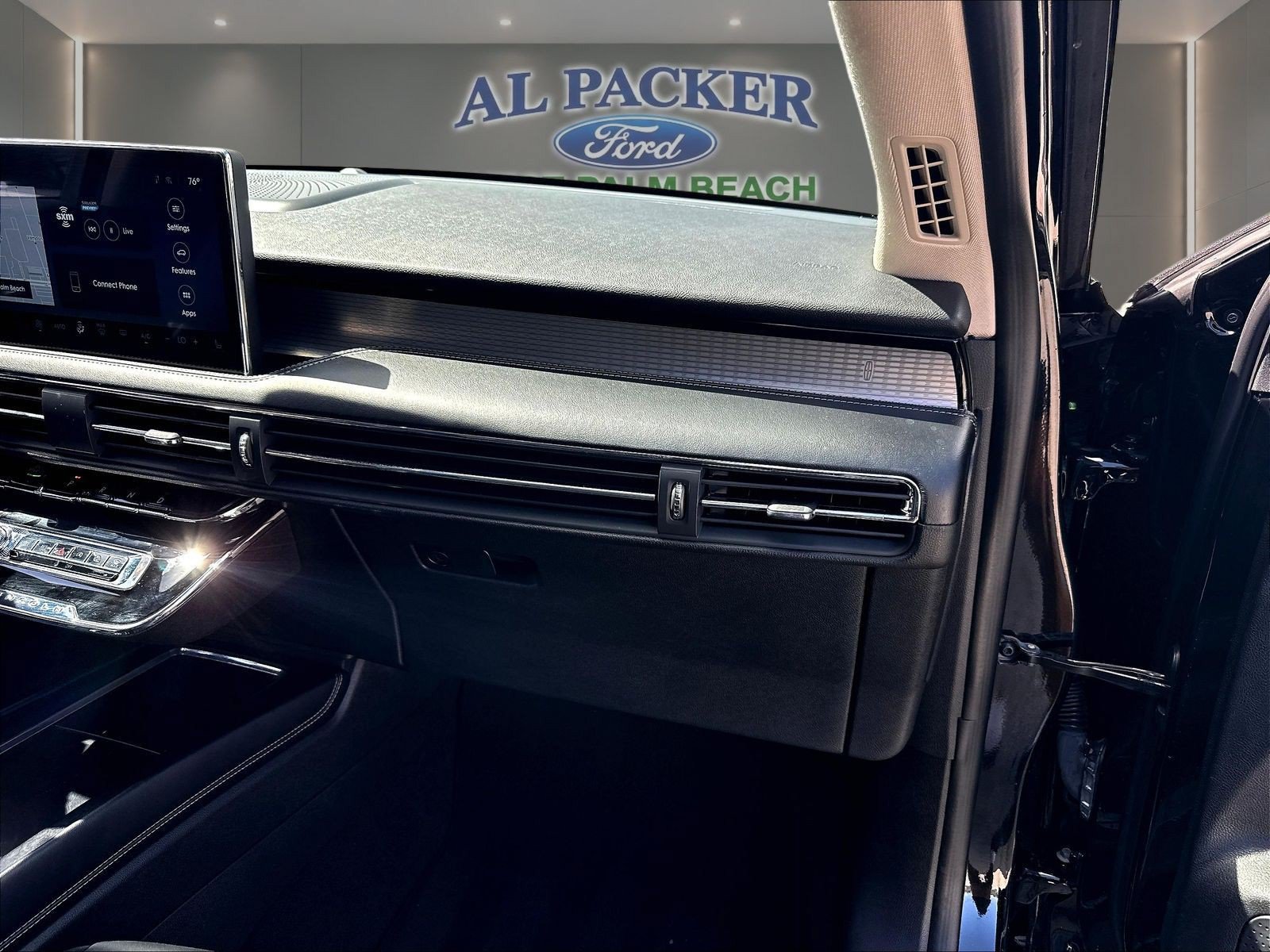 Certified 2023 Lincoln Corsair FWD image 26