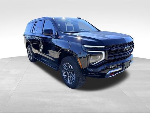 Used 2025 Chevrolet Tahoe Z71 image 3