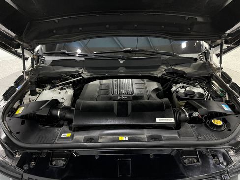 Used 2019 Land Rover Range Rover Sport SVR AWD/4WD image 27