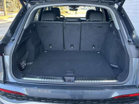 Certified 2025 Audi Q5 2.0T Premium Plus w/ Premium Plus image 13