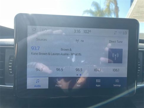 Used 2022 Ford Explorer Limited w/ Equipment Group 301A image 13