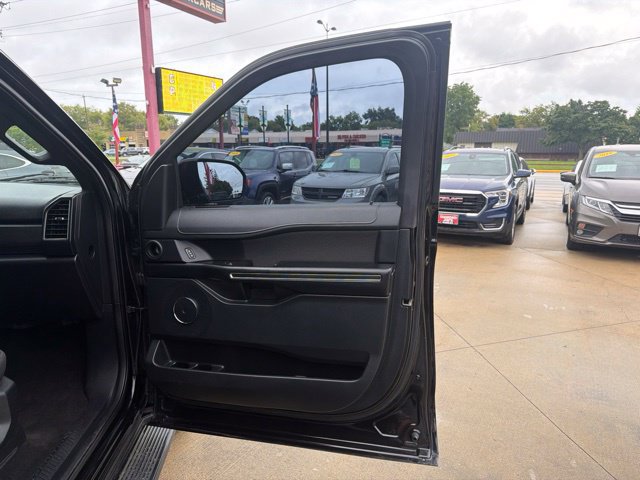 Used 2021 Ford Expedition XL AWD/4WD image 28
