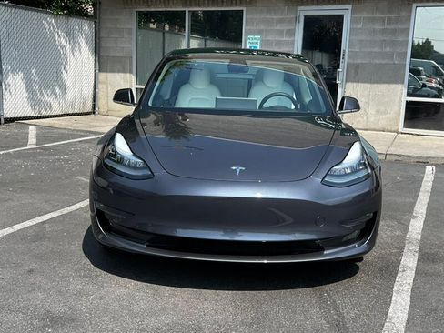 Used 2020 Tesla Model 3 Performance AWD/4WD image 2