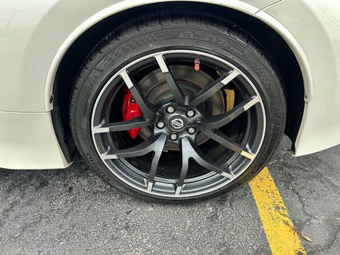 Used 2019 Nissan 370Z NISMO image 23