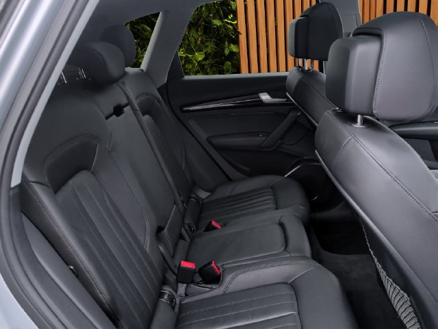 Used 2018 Audi Q5 2.0T Premium Plus w/ Premium Plus Package AWD/4WD image 9