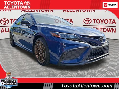 Used 2024 Toyota Camry SE w/ Convenience Package FWD image 1