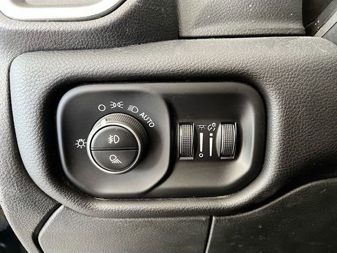 Used 2023 RAM 3500 Laramie AWD/4WD image 10