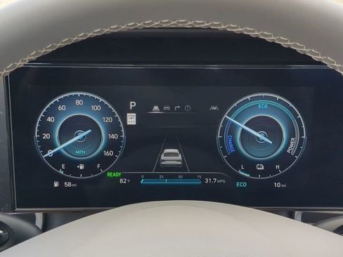 New 2025 Hyundai Elantra SEL image 25