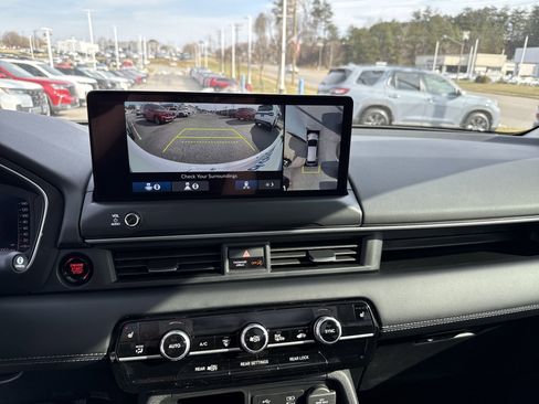 New 2026 Honda Pilot Touring image 23