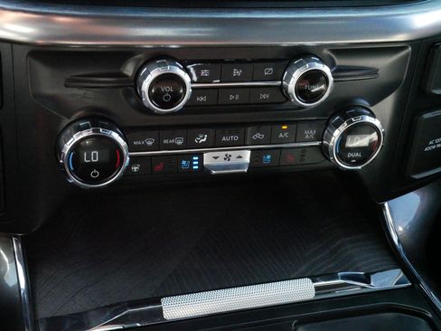 Used 2021 Ford F150 Lariat w/ Equipment Group 502A High AWD/4WD image 23