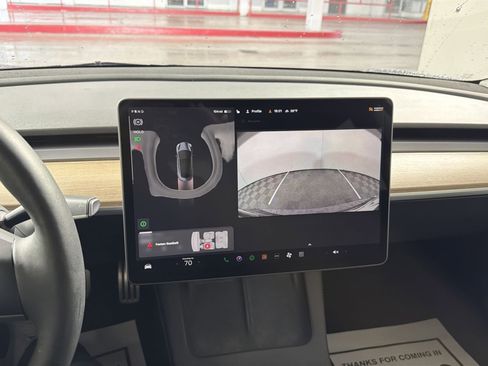 Used 2023 Tesla Model 3 Performance image 19
