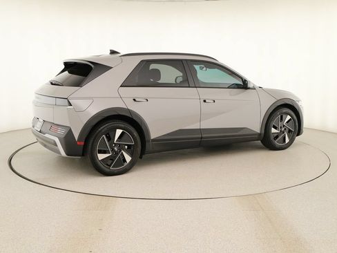 Used 2025 Hyundai Ioniq 5 SEL RWD image 7