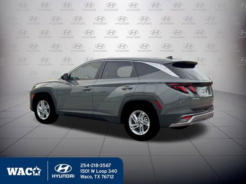 New 2026 Hyundai Tucson SE image 4