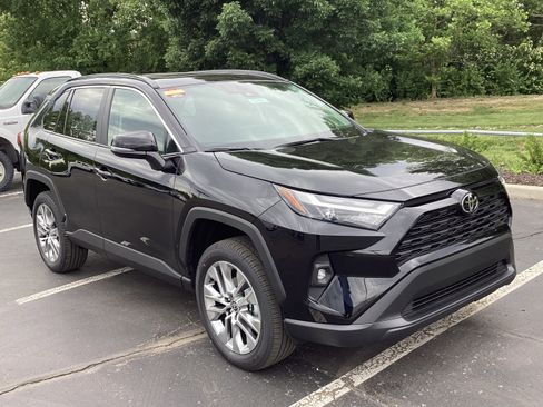 New 2025 Toyota RAV4 XLE Premium image 2