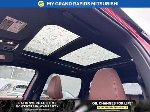 New 2026 Mitsubishi Outlander SEL image 15