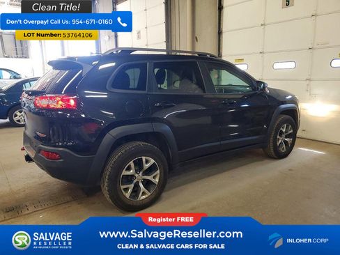 Used 2015 Jeep Cherokee Trailhawk w/ Cold Weather Group AWD/4WD image 4