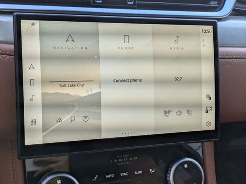 New 2026 Jaguar F-PACE R-Dynamic S image 20