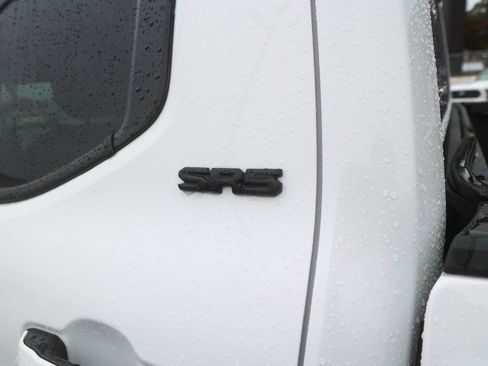Certified 2025 Toyota Tacoma SR5 AWD/4WD image 14