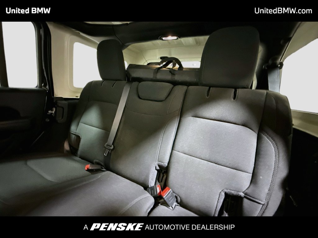 Used 2022 Jeep Wrangler Unlimited Sport AWD/4WD image 18