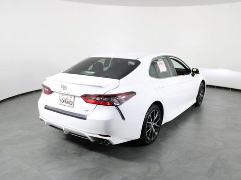 Used 2023 Toyota Camry SE FWD image 15