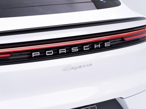 New 2026 Porsche Cayenne Coupe image 13