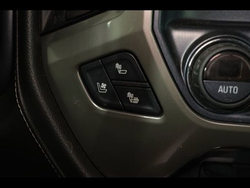 Used 2018 Chevrolet Silverado 2500 High Country AWD/4WD image 26