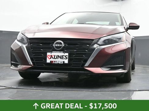 Used 2023 Nissan Altima 2.5 SV image 46