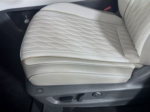 Certified 2026 INFINITI QX60 Autograph w/ Dark Cargo Package image 25