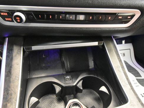 Used 2022 BMW X5 xDrive40i w/ M Sport Package AWD/4WD image 22