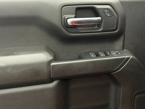 Used 2023 Chevrolet Silverado 1500 Custom AWD/4WD image 13