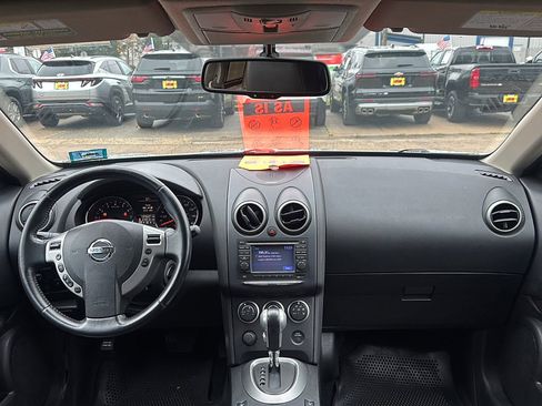 Used 2011 Nissan Rogue SV w/ SL Pkg image 22