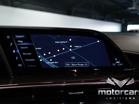 Used 2022 Cadillac Escalade Premium Luxury w/ Performance Package image 30