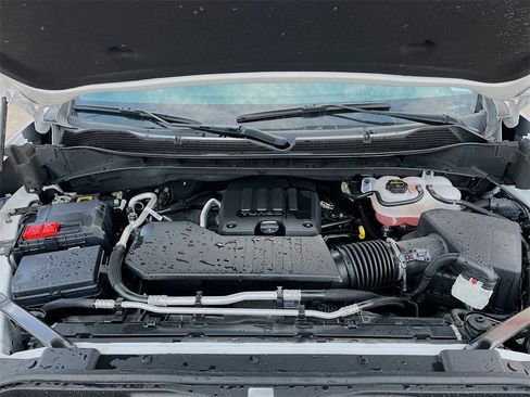 Used 2024 Chevrolet Silverado 1500 Custom Trail Boss w/ Turbomax Blackout Package image 29