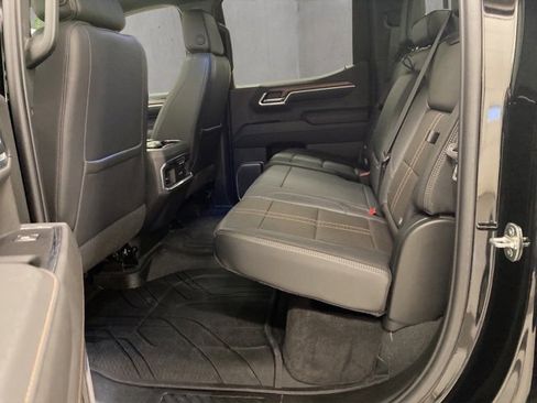 Used 2022 Chevrolet Silverado 1500 High Country w/ High Country Premium Package image 22