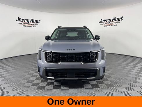 Used 2025 Kia Sorento SX image 4