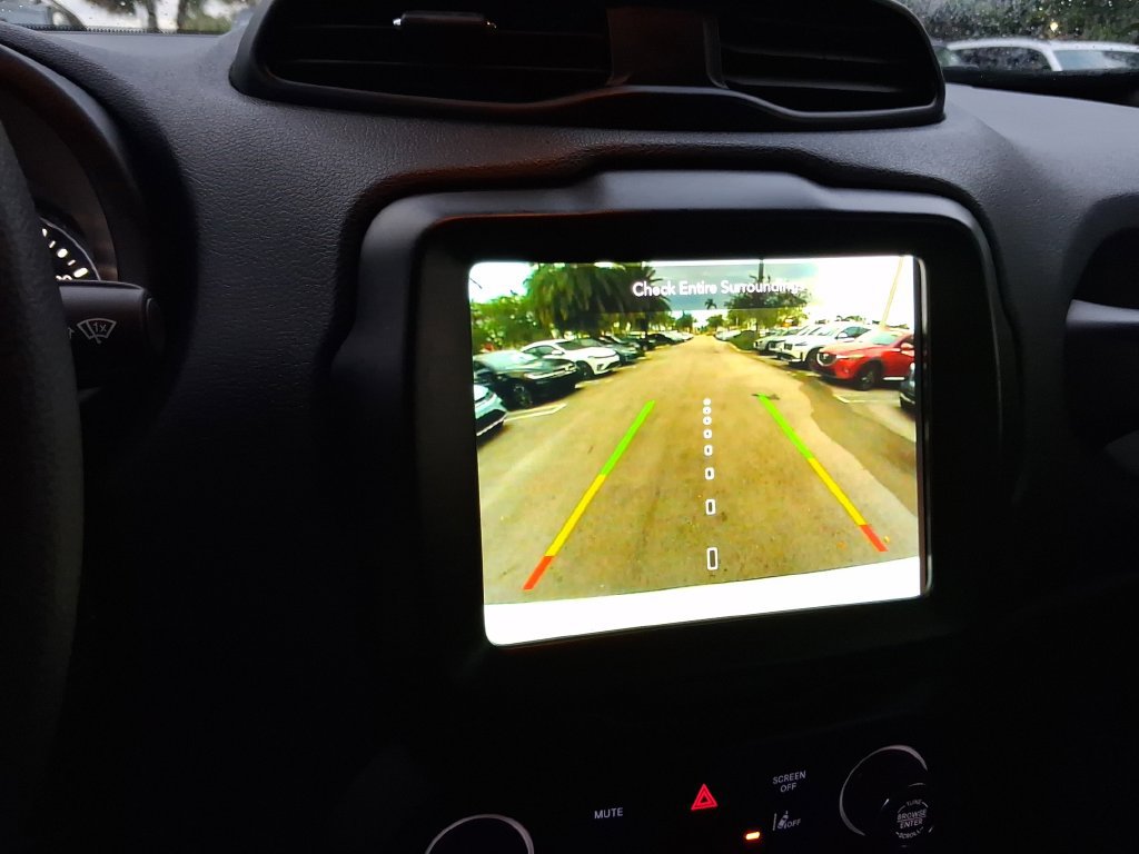 Used 2023 Jeep Renegade Latitude AWD/4WD image 23