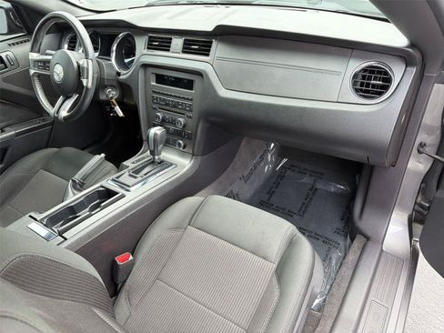 Used 2014 Ford Mustang Coupe RWD image 13