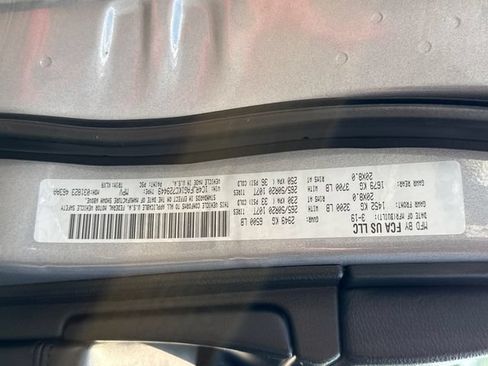 Used 2019 Jeep Grand Cherokee Altitude AWD/4WD image 17