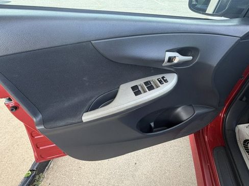 Used 2012 Toyota Corolla S FWD image 8
