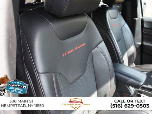 Used 2025 Jeep Compass Trailhawk AWD/4WD image 24