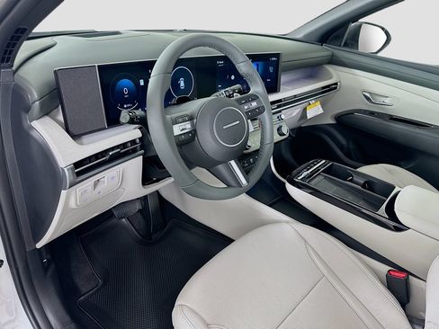 New 2026 Hyundai Tucson Limited FWD image 9