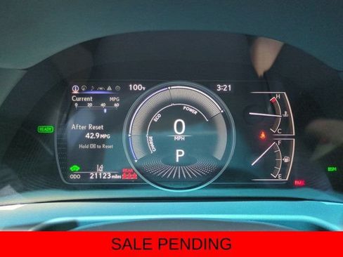 Certified 2022 Lexus ES 300h Ultra Luxury w/ Accessory Package 2 FWD image 27
