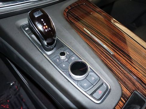 Used 2023 Cadillac Escalade ESV Premium Luxury image 24